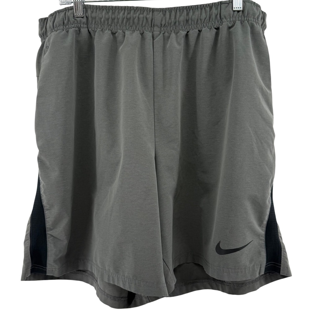 Nike Mens Dri-FIT Training Shorts Gray Black CJ1968-010 Size XXL athletic